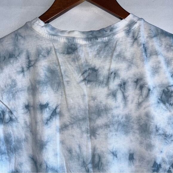 Women's Forever 21 Blue Tie Dye Wild West Tank Top - Picture 6 of 6